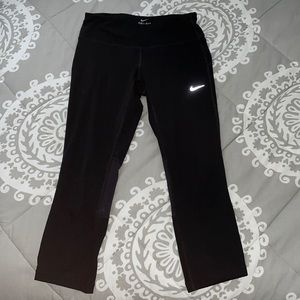 nike dri fit capri athletic leggings size small